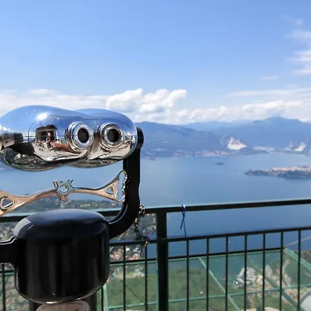 Szálloda Funivia Laveno-Mombello